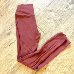 Stori Results Tight (maroon size 4)